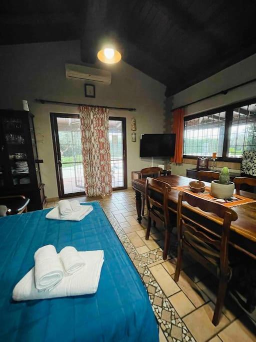Honey'S Home-Dependance Campagna Latina Bagian luar foto