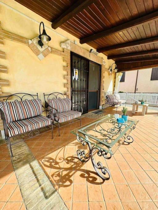 Honey'S Home-Dependance Campagna Latina Bagian luar foto